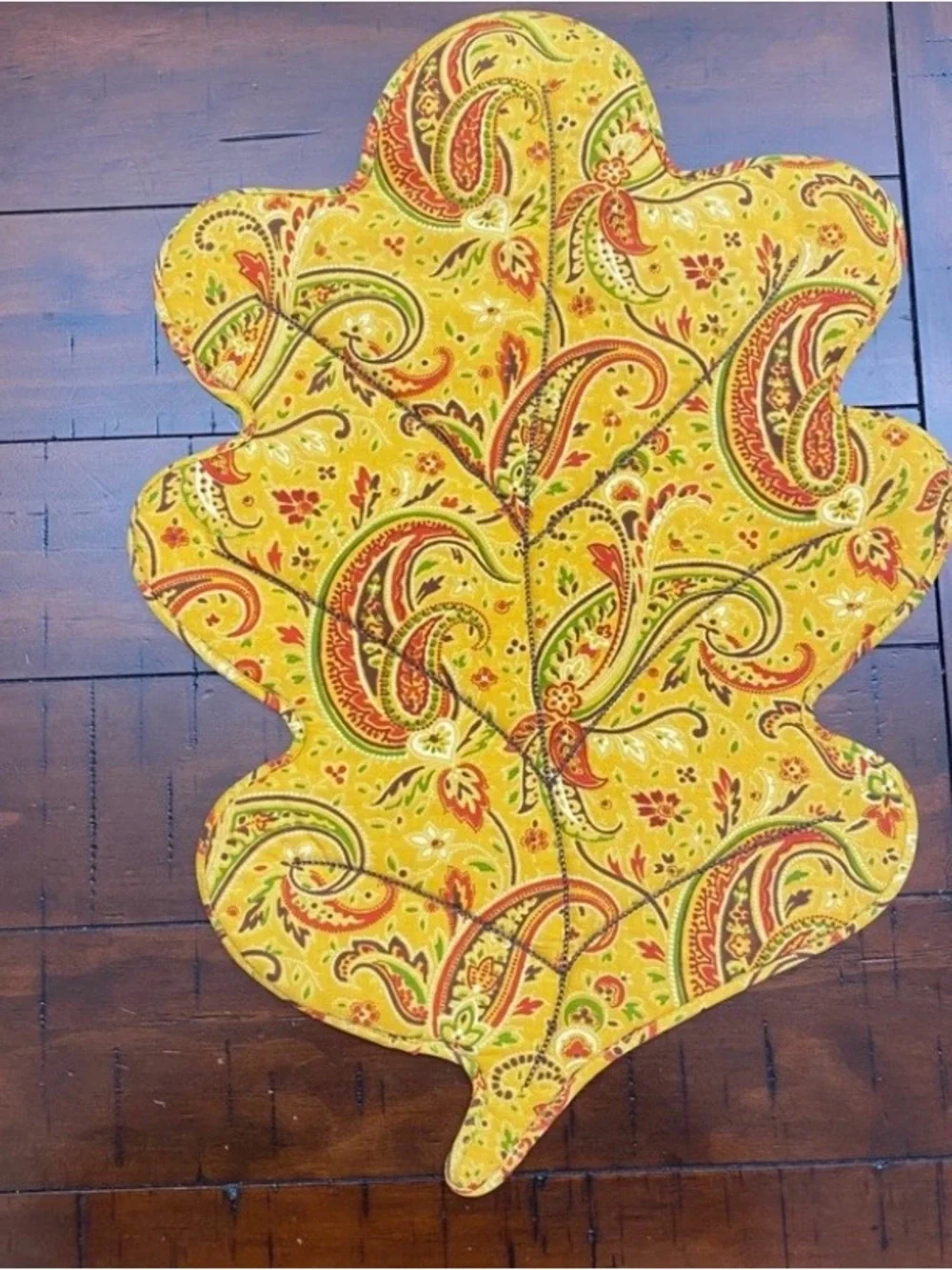 JCP Home Collection Oak Leaf Shaped Yellow Paisley Placemats - Set of 4